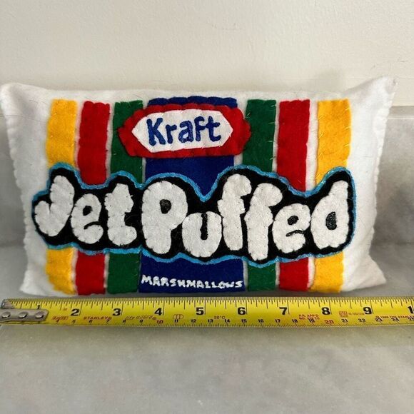 Extremely Rare Lucy Sparrow Felt Art Kraft Jet-Puffed Marshmallows Pillow NWOT - Picture 3 of 3